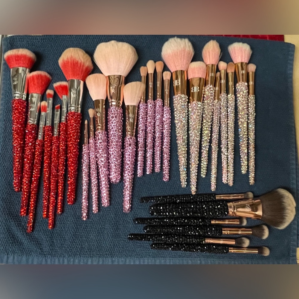 Blinged Brushes LOT (31 Brushes/4 Diff Collections)
